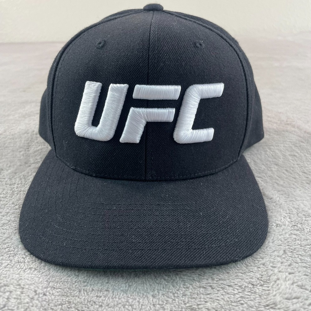 UFC Ultimate Fighting Championship SnapBack Hat Men Black Wool Blend NWOT